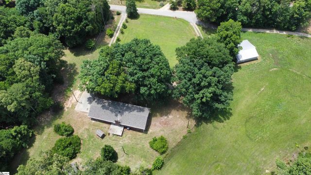 140 Loftis Drive, Pelzer, SC 29669