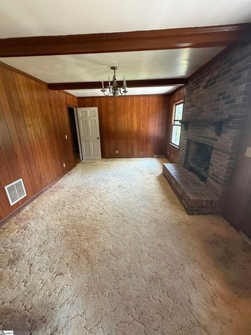 140 Loftis Drive, Pelzer, SC 29669