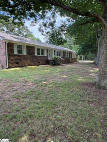 140 Loftis Drive, Pelzer, SC 29669