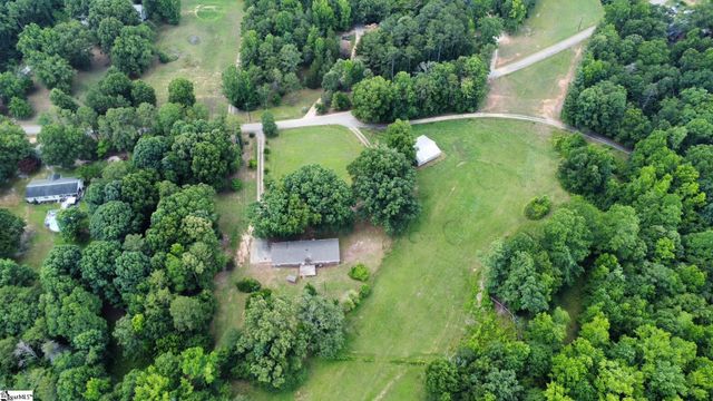 140 Loftis Drive, Pelzer, SC 29669