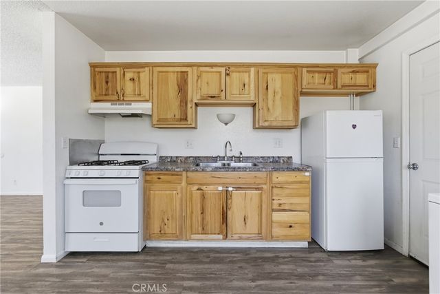 744 E Big Bear, Big Bear City, CA 92314