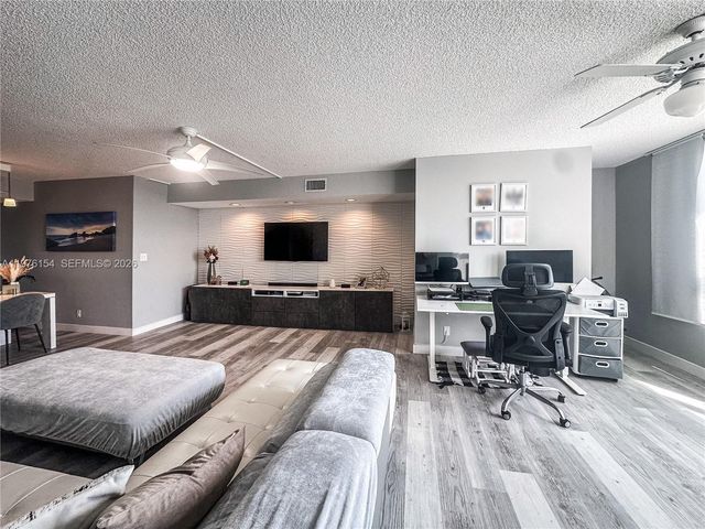 2766 S Carambola Cir S 404, Coconut Creek, FL 33066