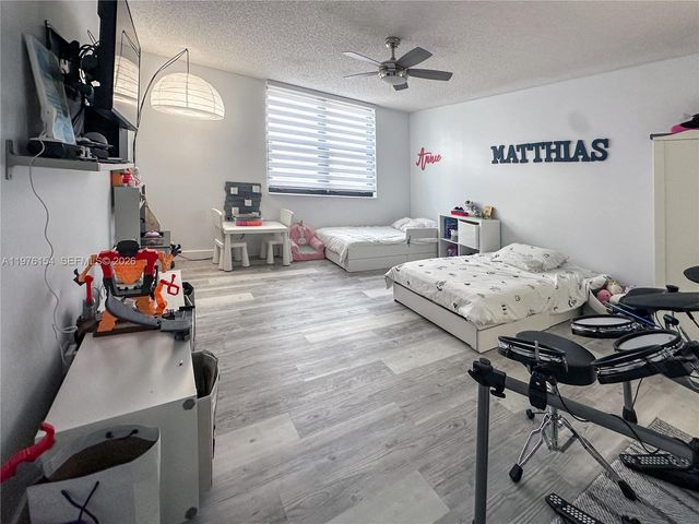 2766 S Carambola Cir S 404, Coconut Creek, FL 33066