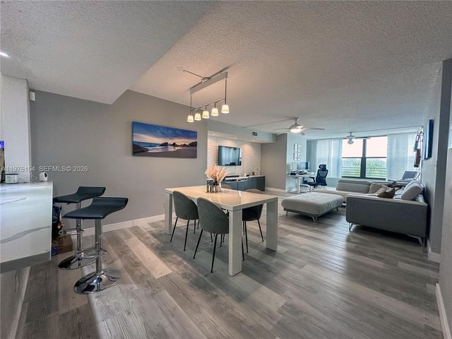 2766 S Carambola Cir S 404, Coconut Creek, FL 33066