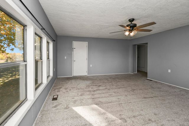 4763 Highway 39, Miller, MO 65707