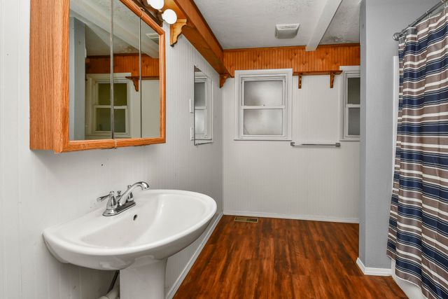 4763 Highway 39, Miller, MO 65707