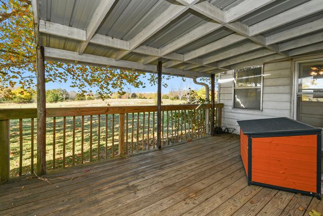 4763 Highway 39, Miller, MO 65707