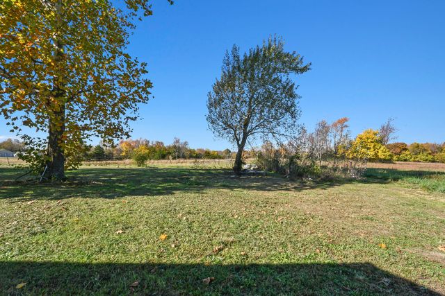 4763 Highway 39, Miller, MO 65707