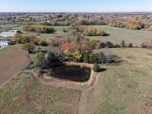 4763 Highway 39, Miller, MO 65707