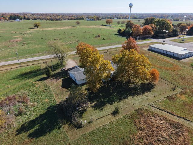 4763 Highway 39, Miller, MO 65707