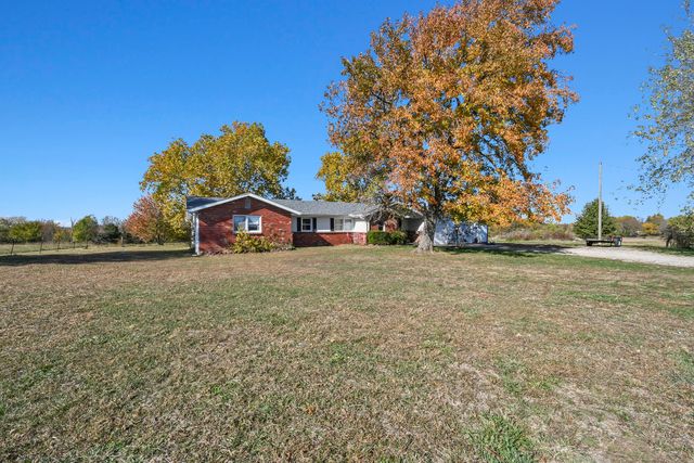 4763 Highway 39, Miller, MO 65707