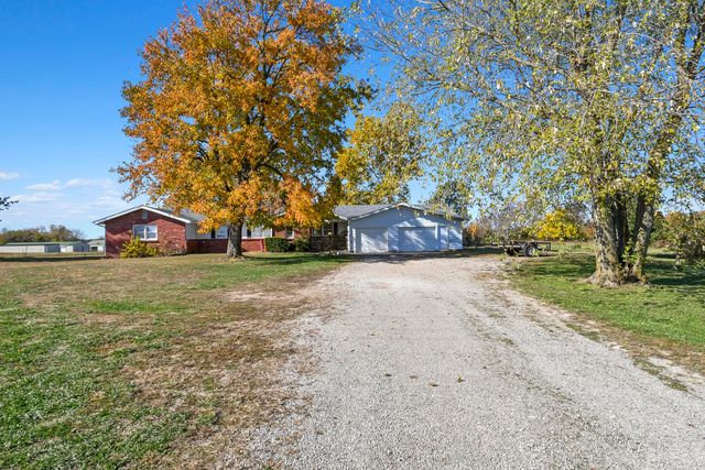 4763 Highway 39, Miller, MO 65707
