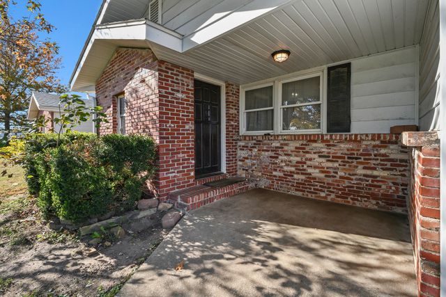 4763 Highway 39, Miller, MO 65707