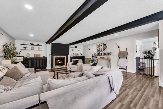 4601 County Hwy TT, Sun Prairie, WI 53590