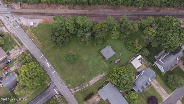 9416 Old Six Mile Ln, Louisville, KY 40299