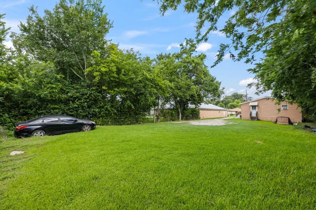 5026 Clover Street, Houston, TX 77033