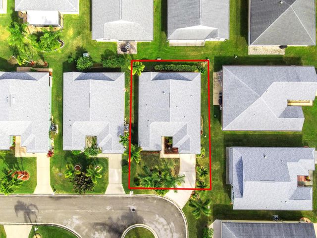 6001 Adonidia Place, Fort Pierce, FL 34982