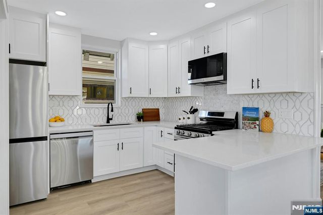 256 Ellery Avenue, Newark, NJ 07106