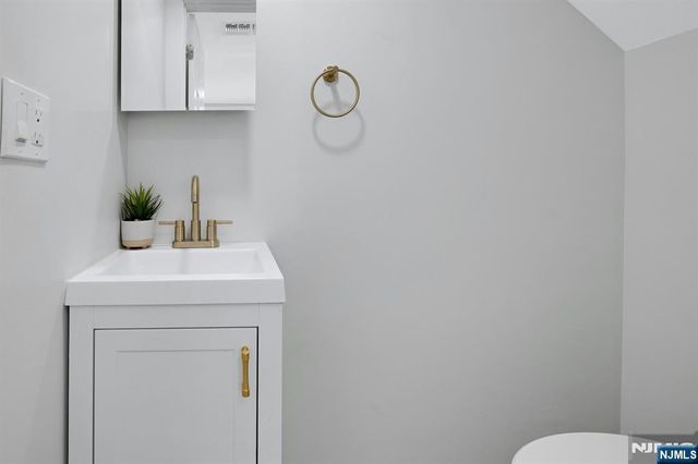 256 Ellery Avenue, Newark, NJ 07106