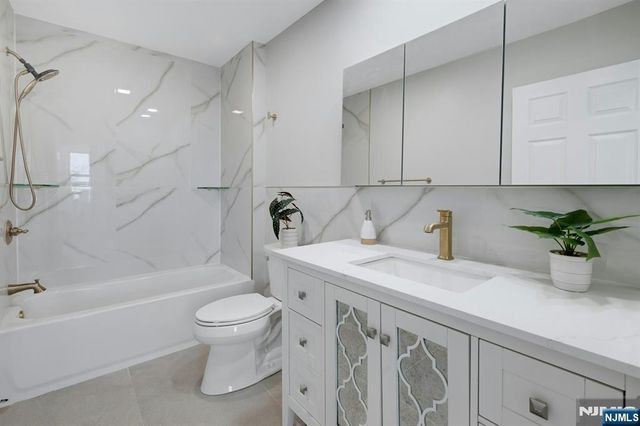 256 Ellery Avenue, Newark, NJ 07106