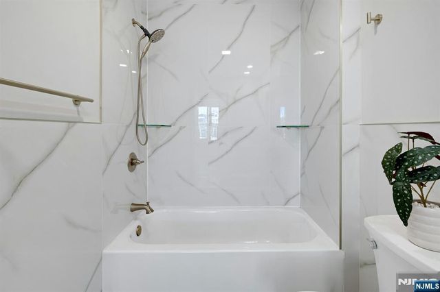 256 Ellery Avenue, Newark, NJ 07106