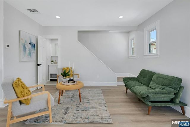 256 Ellery Avenue, Newark, NJ 07106