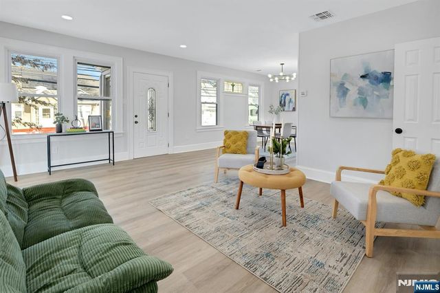 256 Ellery Avenue, Newark, NJ 07106