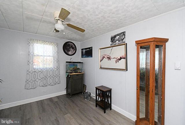 511 FREEHALL ST, Mertztown, PA 19539