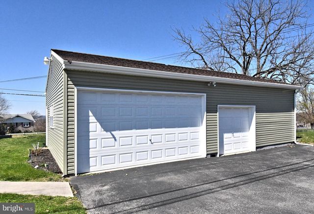 511 FREEHALL ST, Mertztown, PA 19539