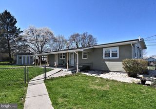 511 FREEHALL ST, Mertztown, PA 19539