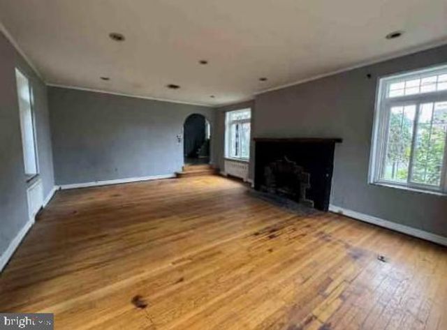 2820 HILLCREST RD, Drexel Hill, PA 19026