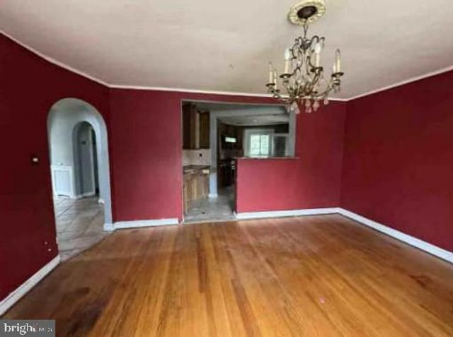 2820 HILLCREST RD, Drexel Hill, PA 19026