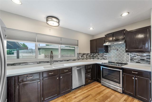 2501 LESLEE LAKE DRIVE N, St Petersburg, FL 33713