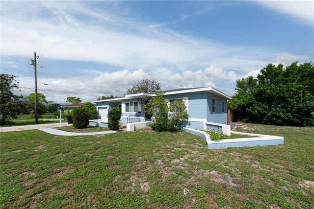 2501 LESLEE LAKE DRIVE N, St Petersburg, FL 33713