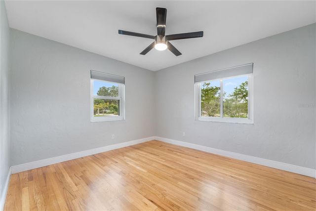 2501 LESLEE LAKE DRIVE N, St Petersburg, FL 33713