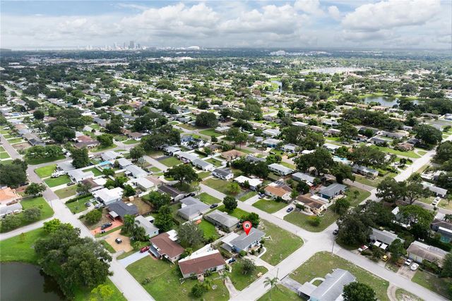 2501 LESLEE LAKE DRIVE N, St Petersburg, FL 33713