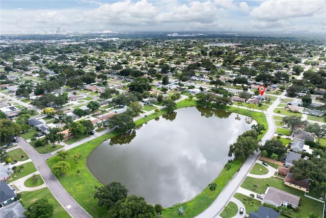 2501 LESLEE LAKE DRIVE N, St Petersburg, FL 33713