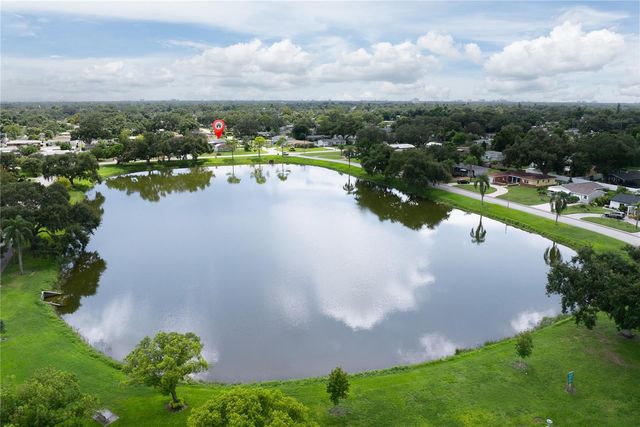 2501 LESLEE LAKE DRIVE N, St Petersburg, FL 33713