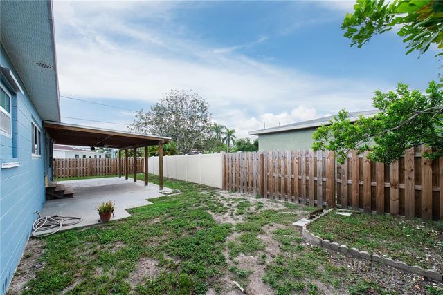 2501 LESLEE LAKE DRIVE N, St Petersburg, FL 33713