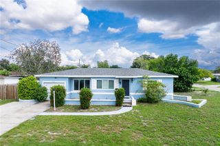 2501 LESLEE LAKE DRIVE N, St Petersburg, FL 33713