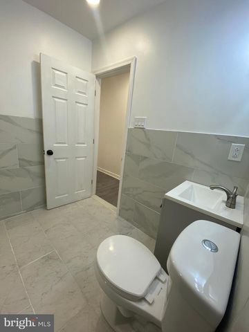 1733 W ERIE AVE, Philadelphia, PA 19140