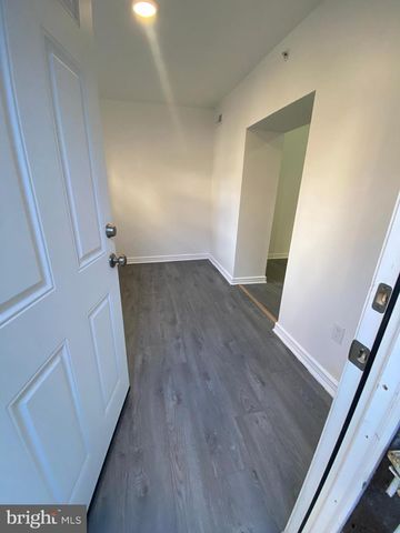 1733 W ERIE AVE, Philadelphia, PA 19140