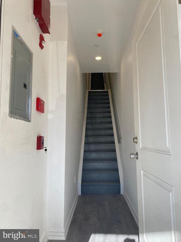 1733 W ERIE AVE, Philadelphia, PA 19140