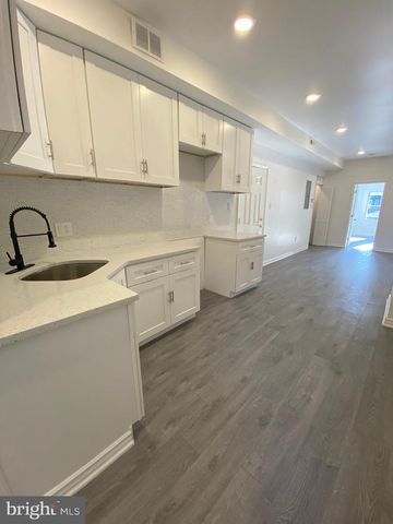 1733 W ERIE AVE, Philadelphia, PA 19140