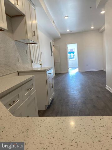 1733 W ERIE AVE, Philadelphia, PA 19140