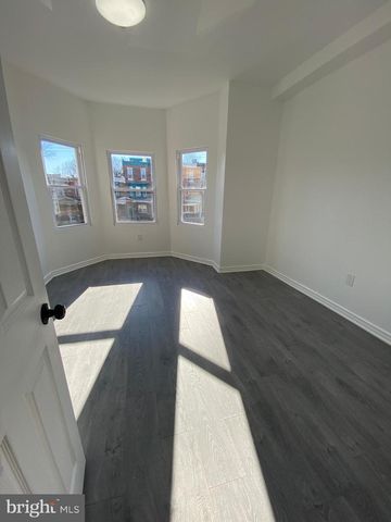 1733 W ERIE AVE, Philadelphia, PA 19140