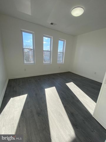 1733 W ERIE AVE, Philadelphia, PA 19140