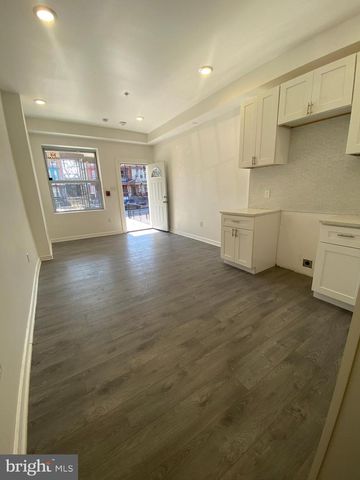 1733 W ERIE AVE, Philadelphia, PA 19140