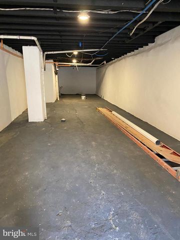 1733 W ERIE AVE, Philadelphia, PA 19140