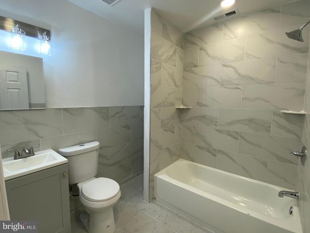 1733 W ERIE AVE, Philadelphia, PA 19140